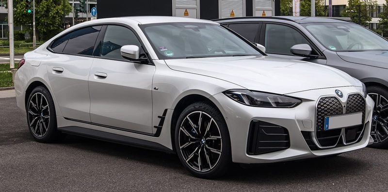 BMW i4