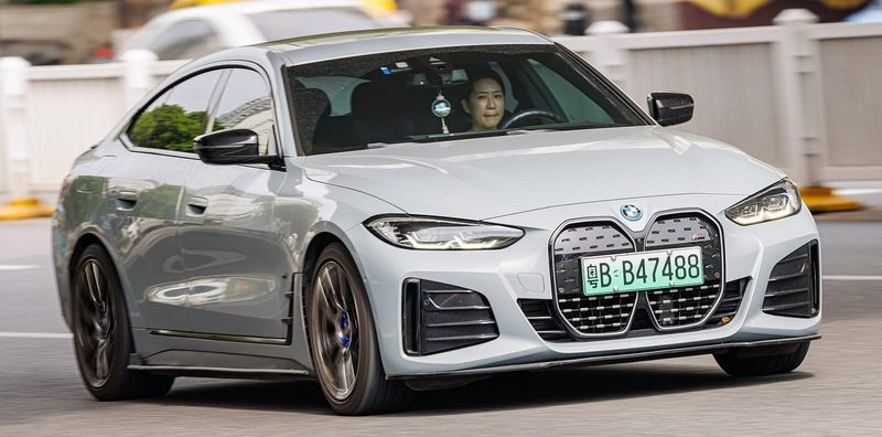 BMW i4