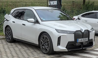 BMW iX, I рестайлинг, 2025