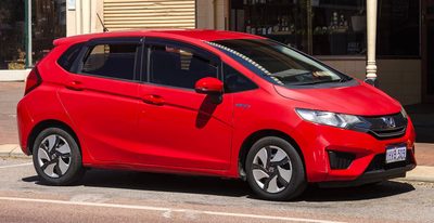 Honda Fit Hybrid, III, 2013