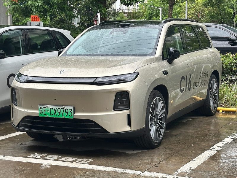 Leapmotor C16