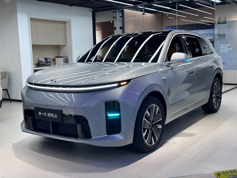 Li Auto L6