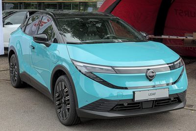 Nissan Leaf, III (ZE2), 2025