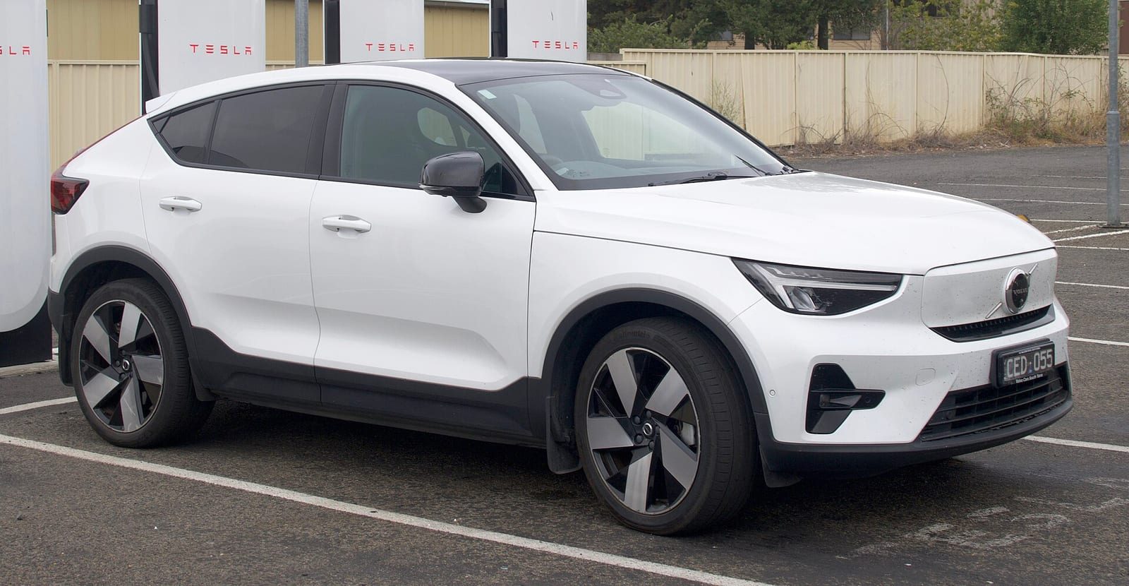 Volvo C40 Recharge / EC40 I (C40 Recharge) — Вид спереди